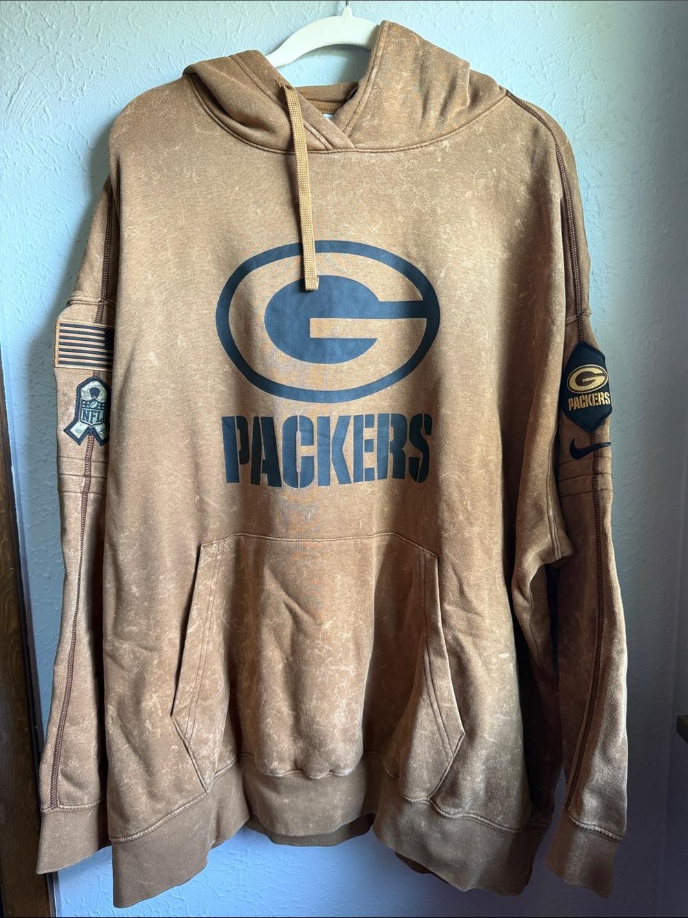NFL Packers Salute to Service Brown Distressed Pullover Hoodie